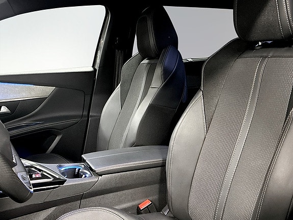 Peugeot 5008 9 of 20