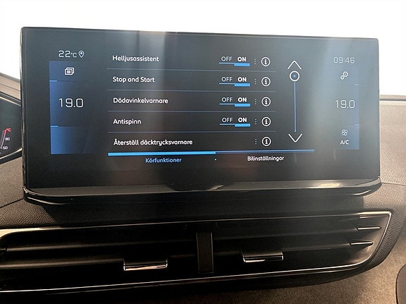Peugeot 5008 12 of 18