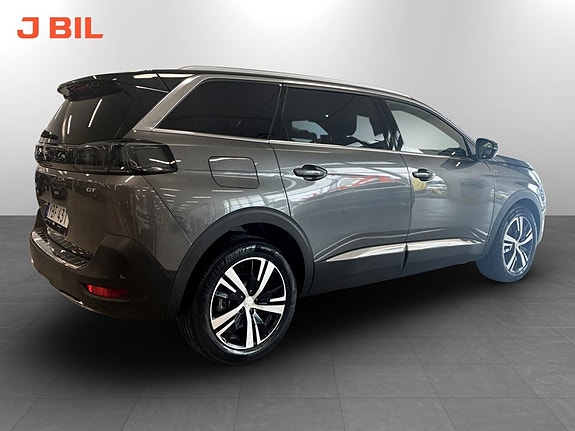 Peugeot 5008 4 of 18