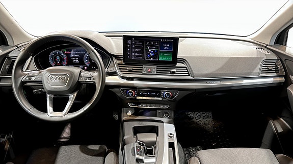 Audi Q5 10 of 21