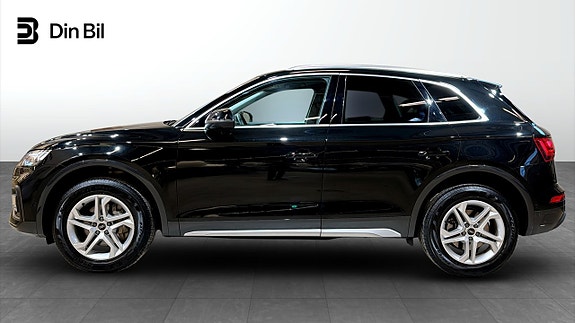 Audi Q5 2 of 5