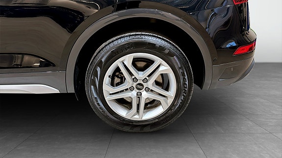 Audi Q5 6 of 21