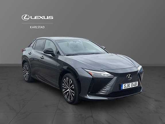Lexus RZ450e 6 of 11