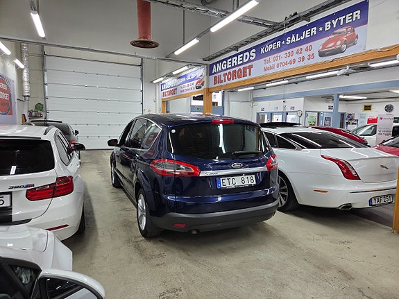 Ford S-MAX 5 of 14