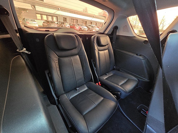 Ford S-MAX 11 of 14