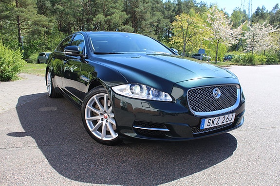 Jaguar XJ 4 of 10