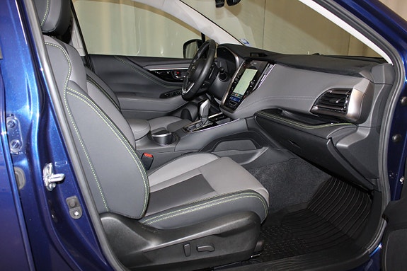 Subaru Outback 18 of 30