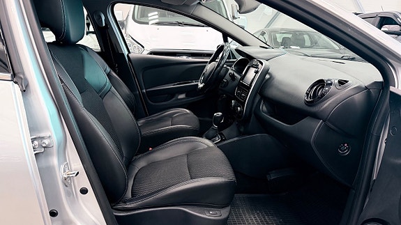 Renault Clio 8 of 18
