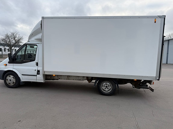 Ford Transit 4 of 5