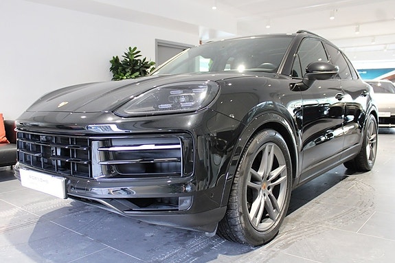 Porsche Cayenne 6 of 21