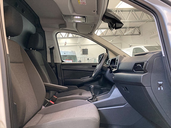 Volkswagen Caddy 19 of 21