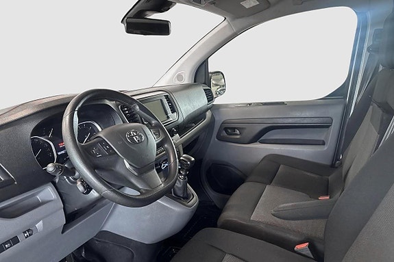 Toyota Proace 8 of 10