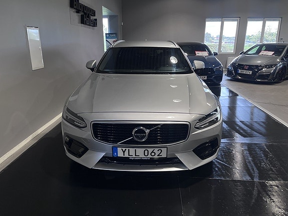 Volvo V90 5 of 5