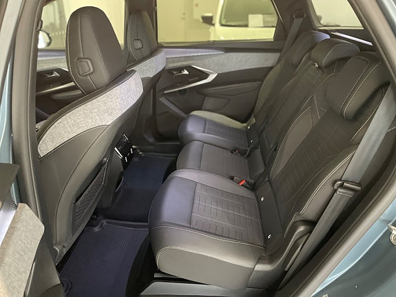 Peugeot 5008 18 of 22
