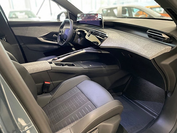 Peugeot 5008 14 of 22