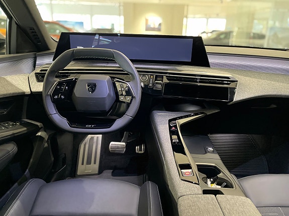 Peugeot 5008 10 of 22