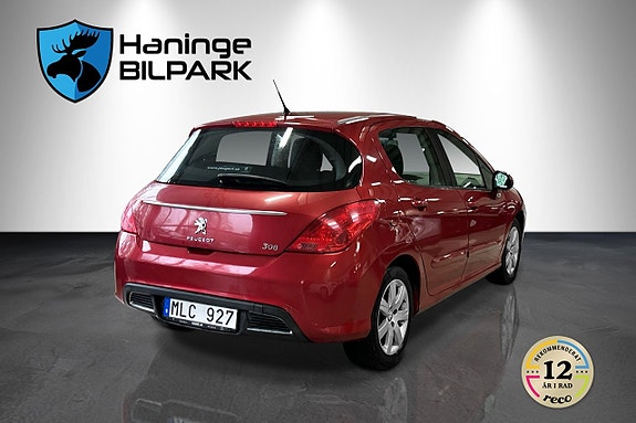 Peugeot 308 8 of 17