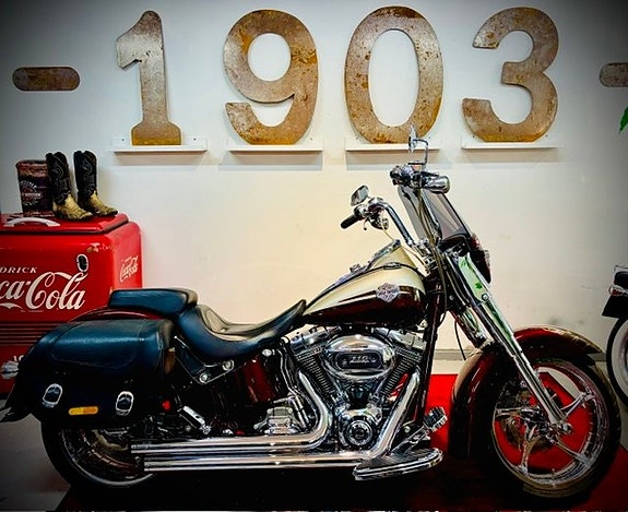 Harley-Davidson FLSTSE CVO Convertible, OBS Låga Mil!