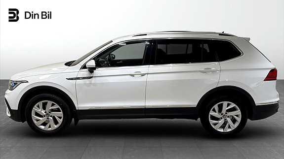 Volkswagen Tiguan Allspace 2 of 5