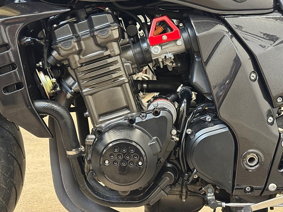 Kawasaki Z1000 | Akrapovic | Lågmil | Rizoma | 126hk 12 of 16