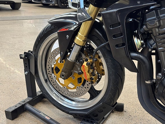 Kawasaki Z1000 | Akrapovic | Lågmil | Rizoma | 126hk 8 of 16