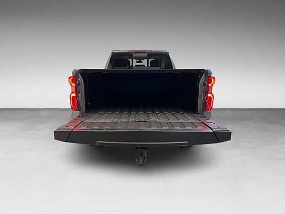 Chevrolet Silverado 1500 6 of 21