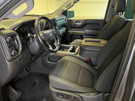 Chevrolet Silverado 1500 7 of 21