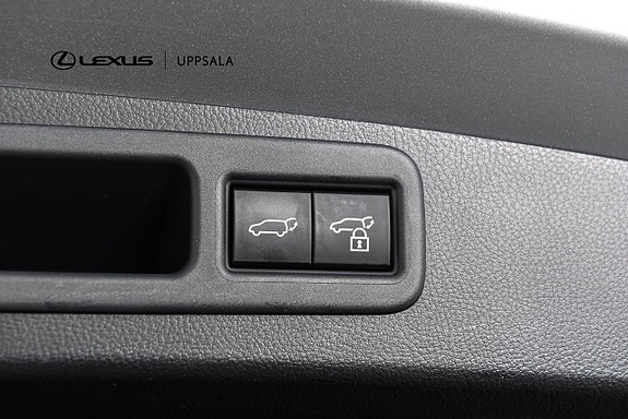 Lexus RX450h+ 12 of 20