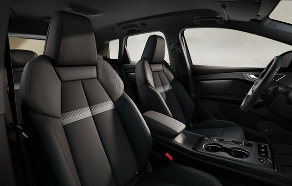 Audi Q4 e-tron 5 of 5