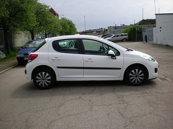 Peugeot 207 5 of 5