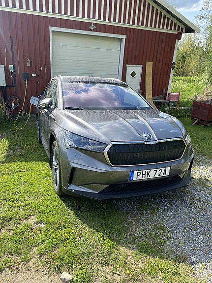 Skoda Enyaq 5 of 6
