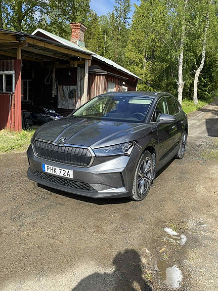 Skoda Enyaq 4 of 6