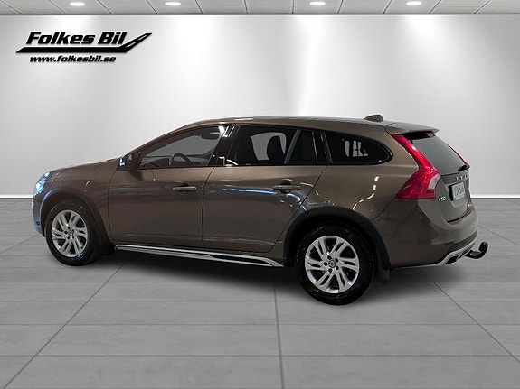 Volvo V60 Cross Country 5 of 5