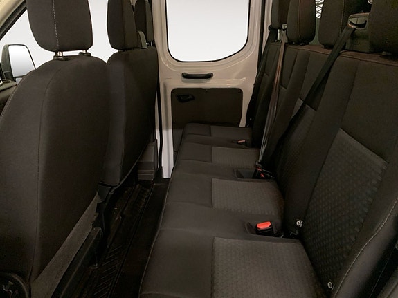 Ford Transit 12 of 17