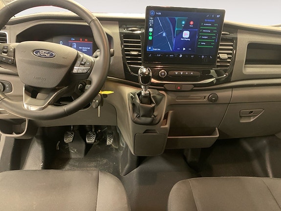 Ford Transit 10 of 17