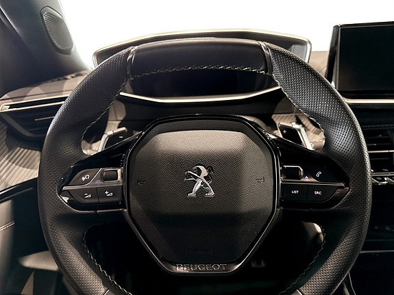 Peugeot 2008 10 of 15