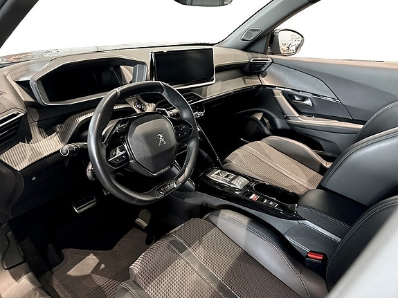 Peugeot 2008 6 of 15