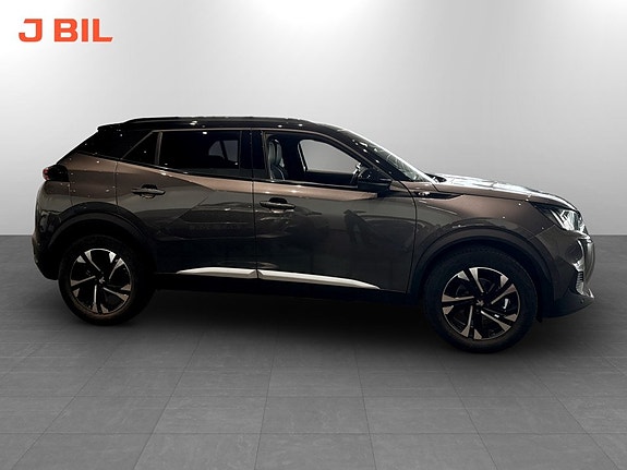 Peugeot 2008 3 of 5