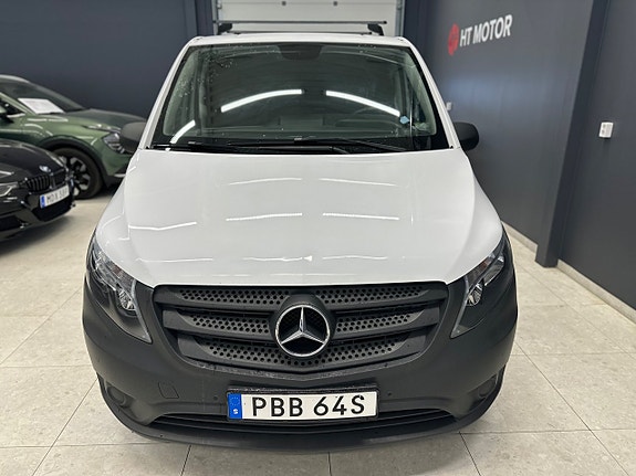 Mercedes-Benz Vito 110 2 of 5