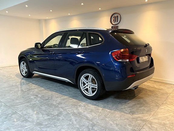 BMW X1 3 of 5