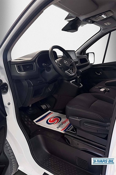 Nissan Primastar 5 of 5