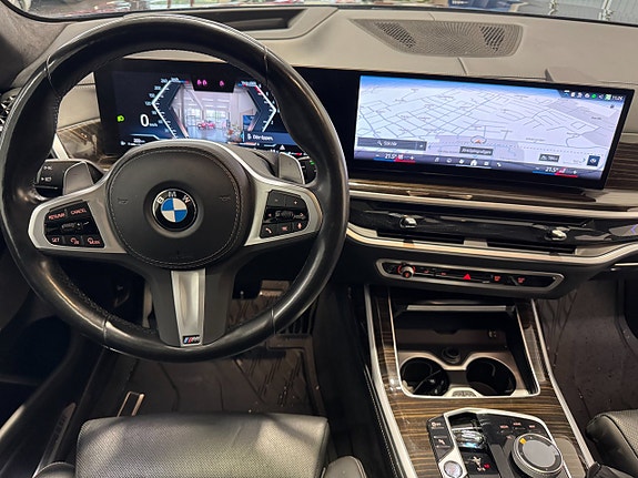 BMW X7 10 of 23