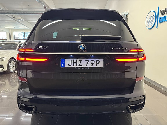 BMW X7 6 of 23
