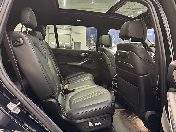 BMW X7 11 of 23