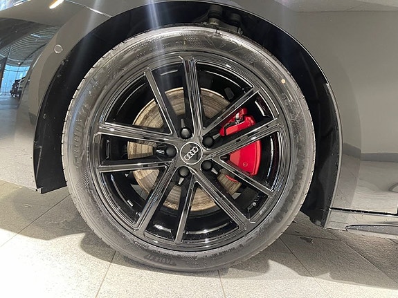 Audi A5 8 of 16