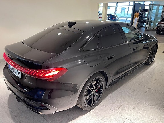Audi A5 7 of 16