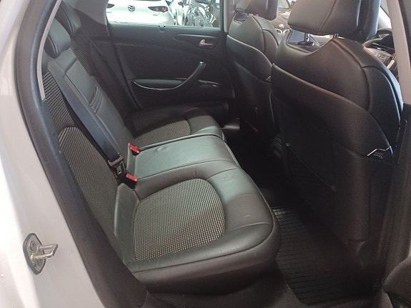 Citroen C5 9 of 12