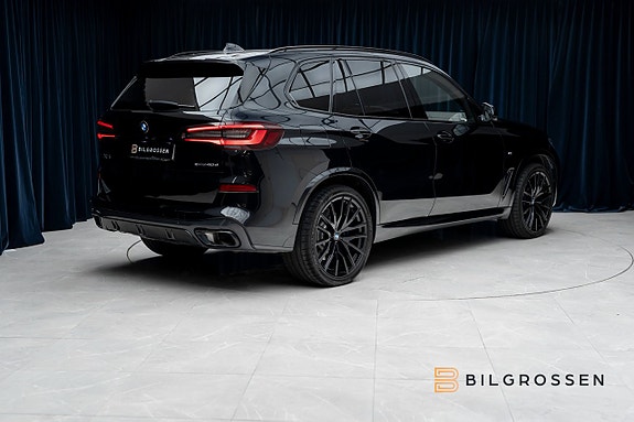 BMW X5 5 of 5