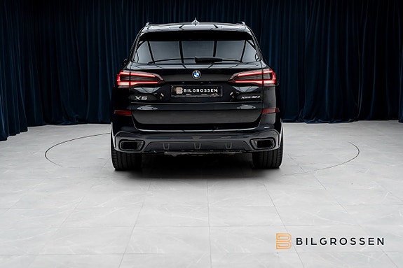 BMW X5 4 of 5