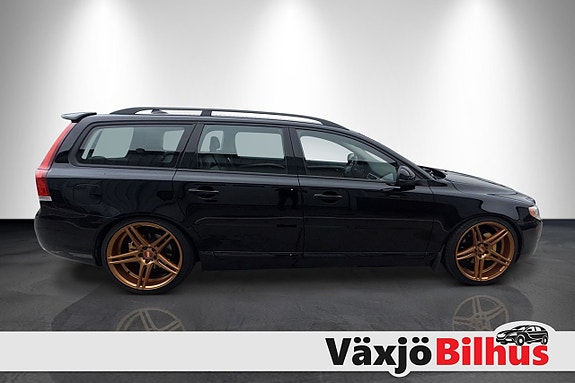 Volvo V70 6 of 19